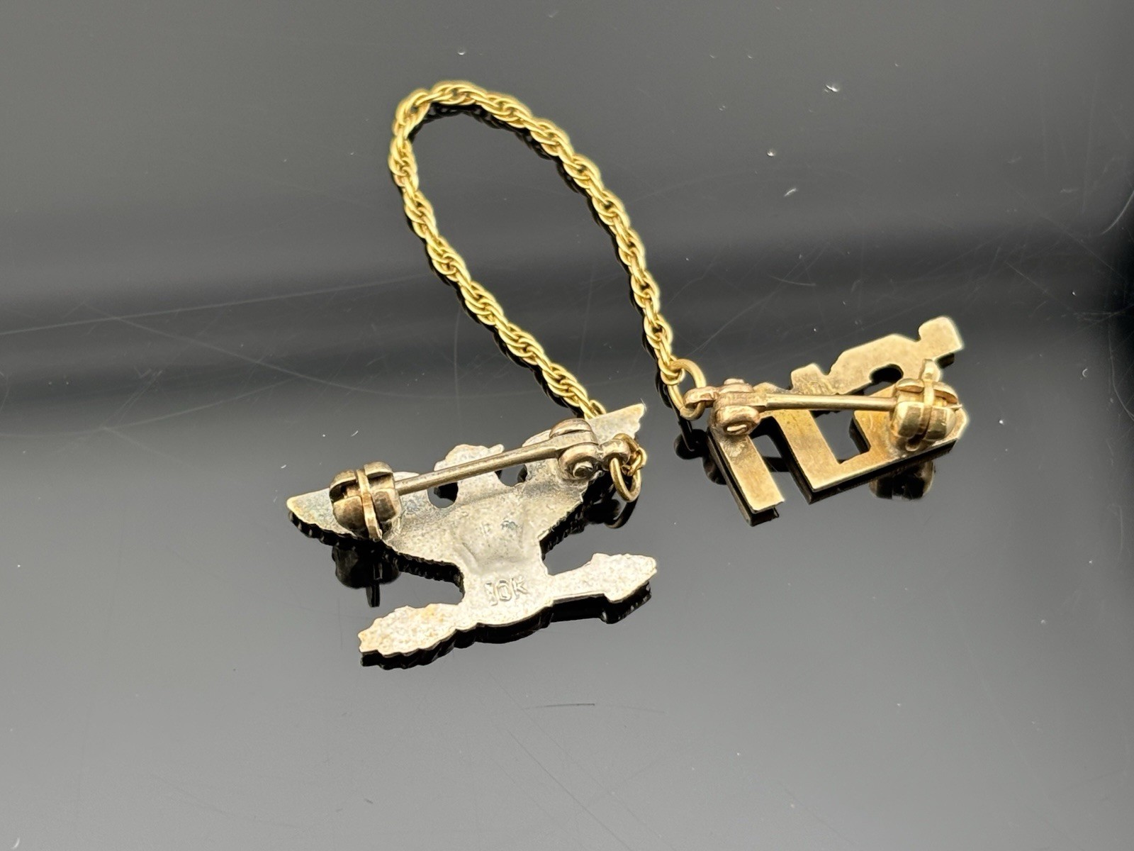 Vintage 10k Yellow Gold US MILITARY PINS Connected w Chain US & Eagle Colonel 2g