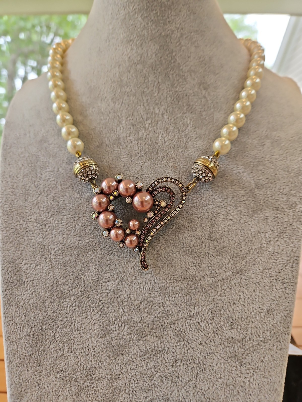 Heidi Daus Pink Pearl & Crystal MAGNETIC pendant From the Snap Apart Collection