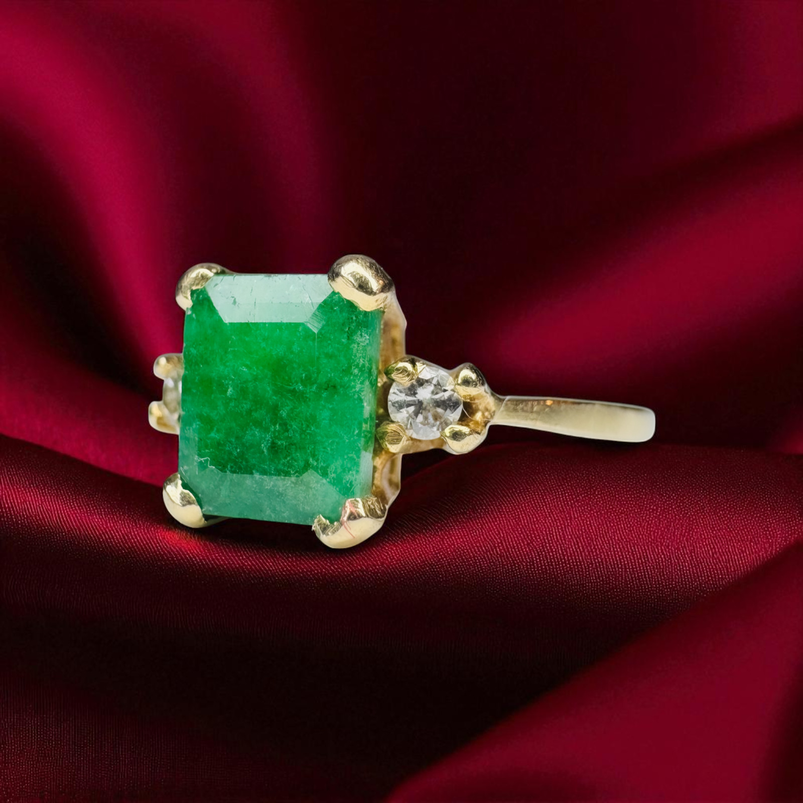 VINTAGE 14K Gold Natural Zambian Emerald & Diamond Ring 1.1CT Emerald Size 7