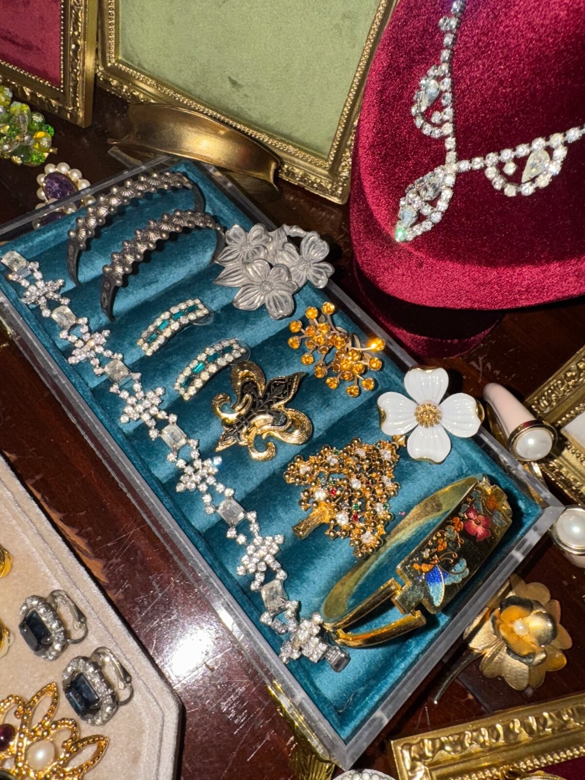 High End Rhinestone Vtg Jewelry Lot Kramer Juliana Coro Trifari Boucher Judy-Lee