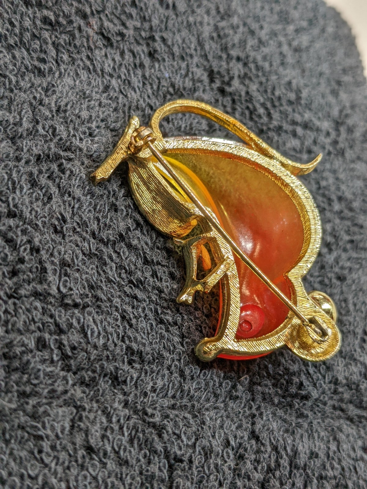 Vintage Mouse Brooch Mid Century Lucite Acrylic Figural Gold Tone Novelty Pin