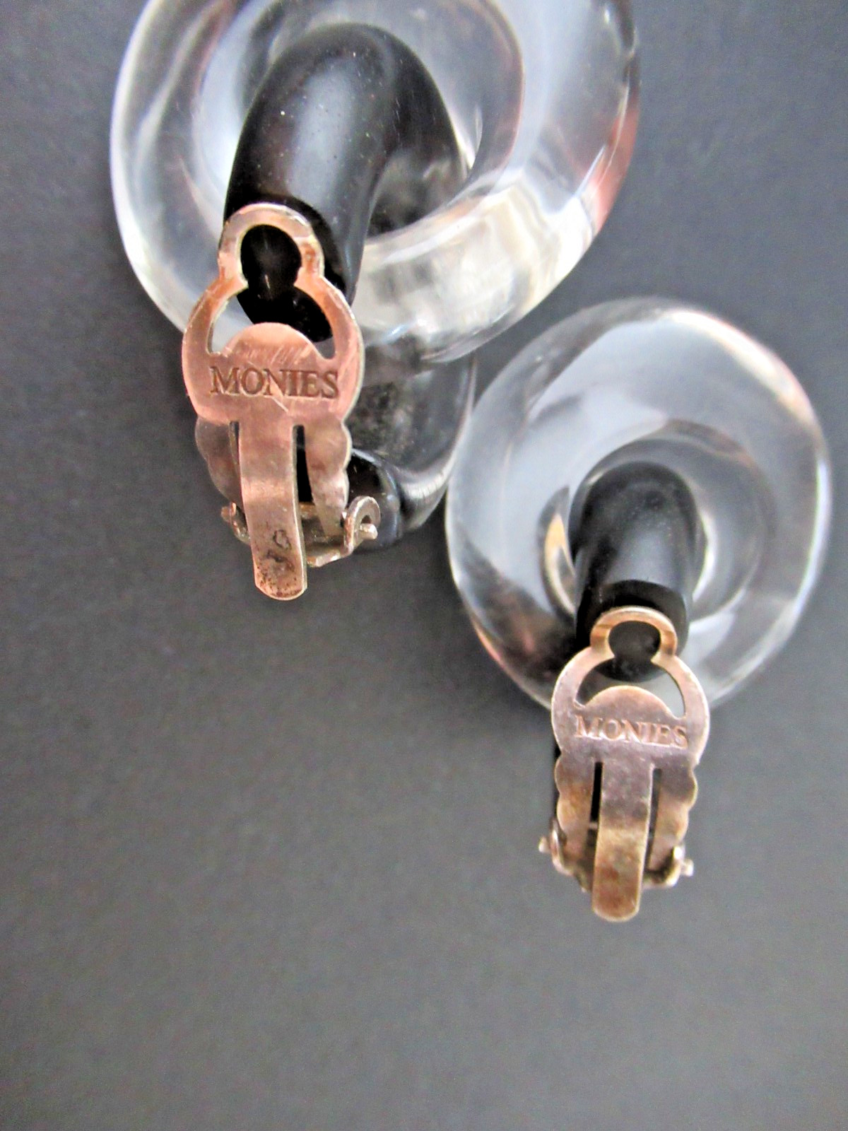 Vintage Gerda Lynggaard/Monies Wood & Acrylic Door Knocker Clip On EARRINGS