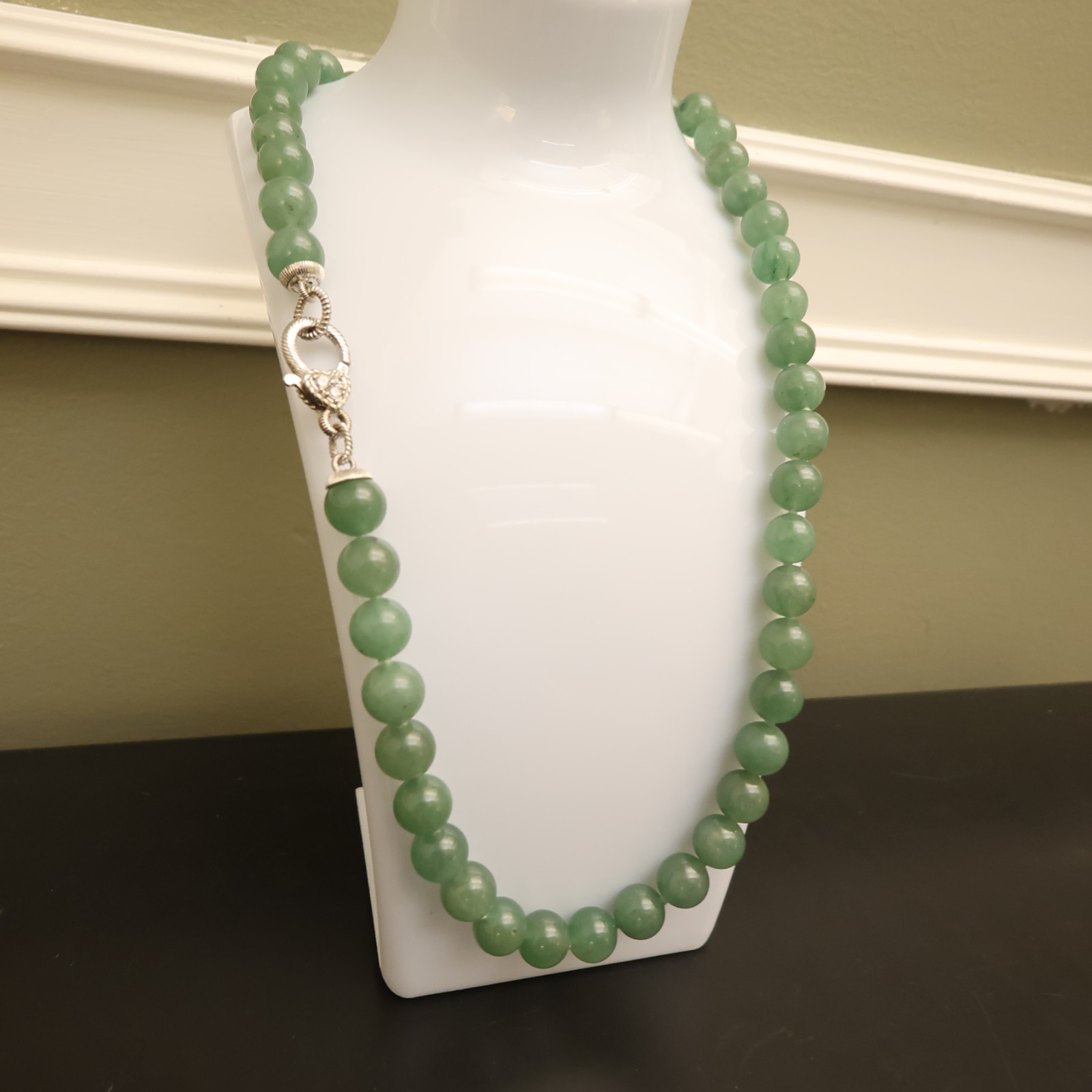 Judith Ripka necklace aventurine beads sterling silver 925 clasp DMQ signed 20in