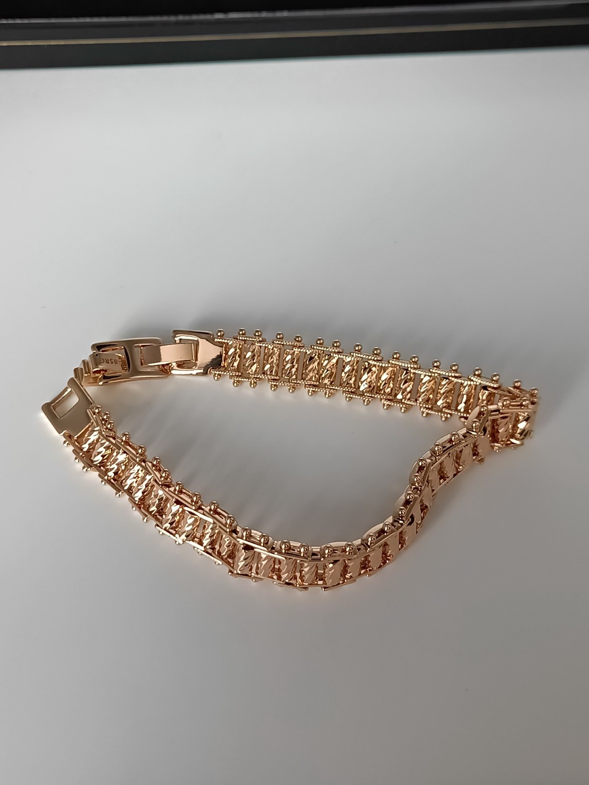 Vintage 1990-s Rolled Gold Bracelet- Hallmarked 585 RG!!