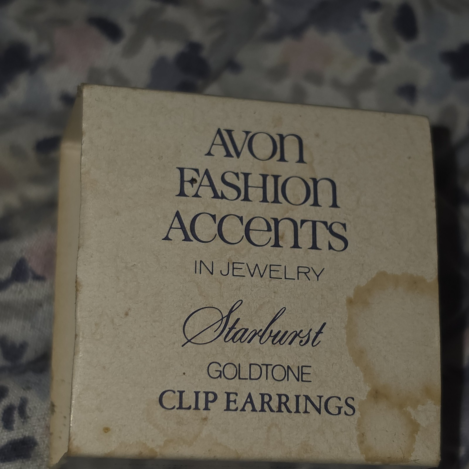 Vintage 1978 Avon Starburst Rhinestone Earrings Gold-Tone Clip In Original Box