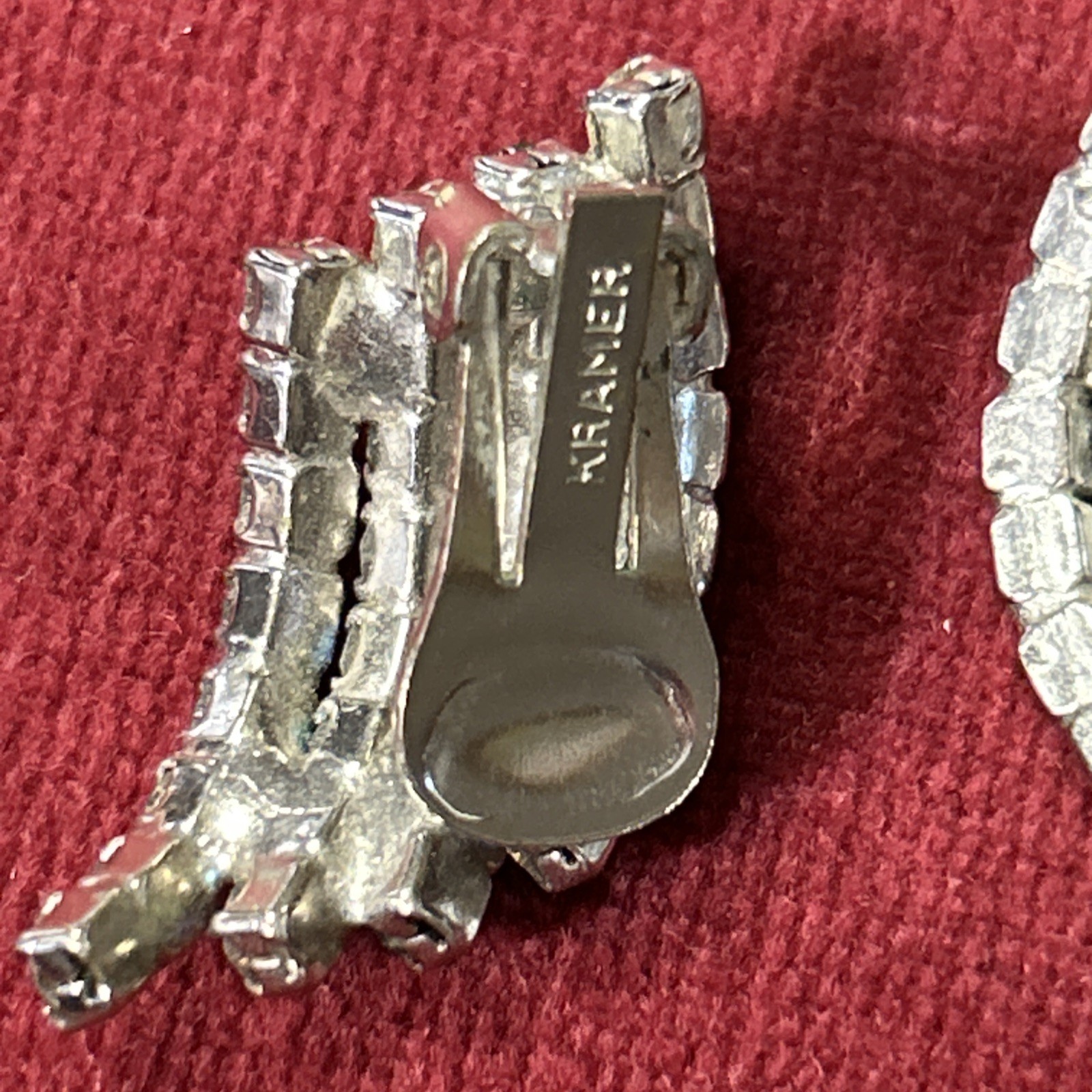 Vtg Stunning KRAMER OF NEW YORK Vintage Aurora Borealis Brooch & Earring Set 352
