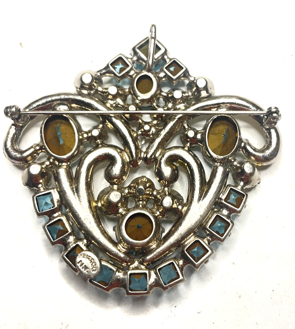Weiss Co. NY Brooch Pin Pendant Rhinestone Blue White Silver Tone Metal