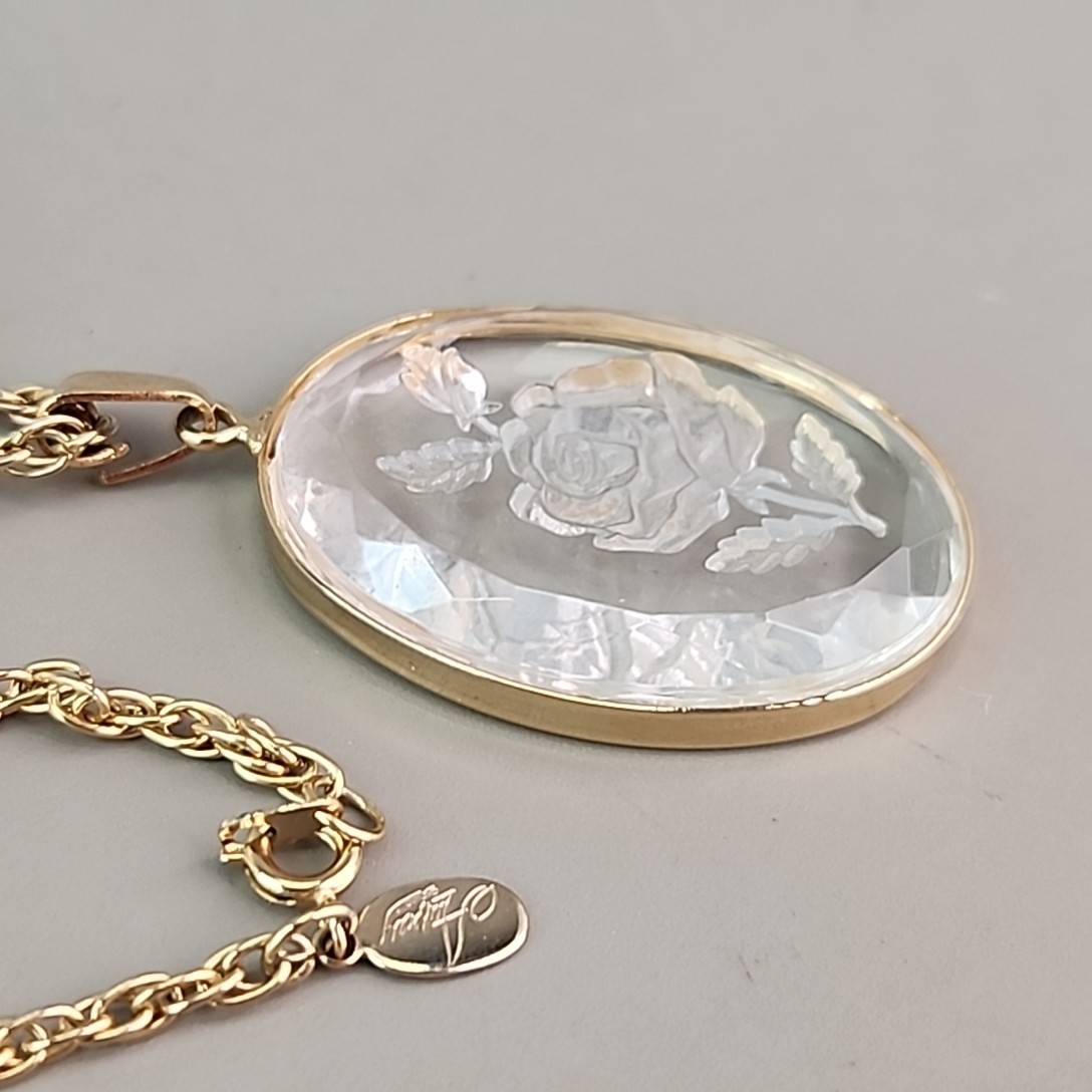 Vintage Intaglio Necklace Clear Lucite Flower Gold Tone Aubrey Creations 24″
