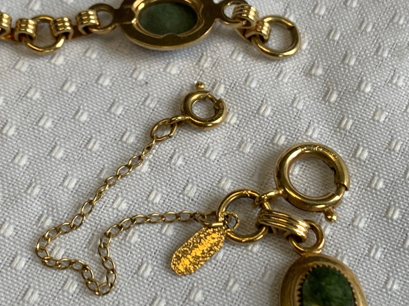 Vtg Gold Filled Sarah Coventry Jewelry Set 12.17g Jadeite Look Stones *READ*