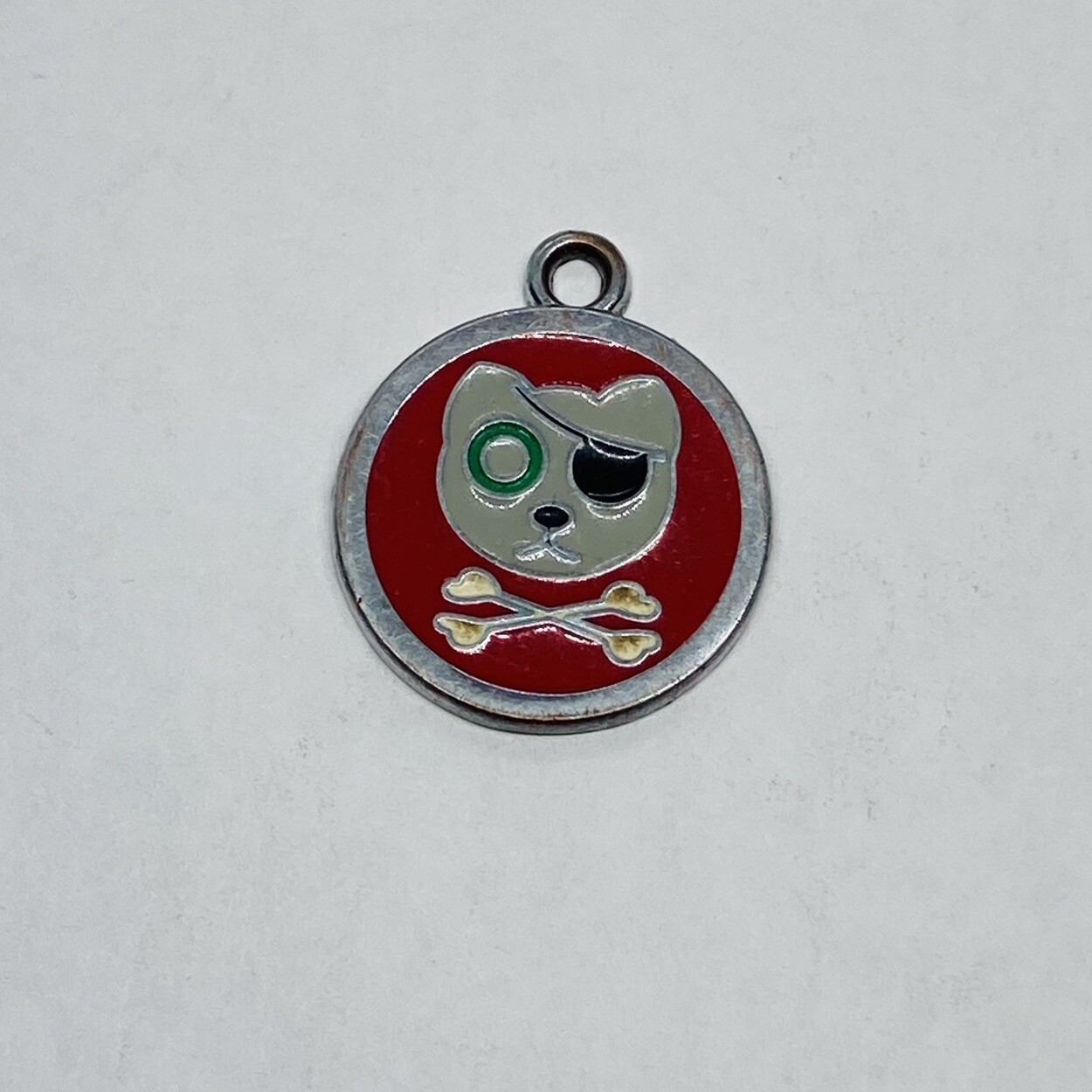 Vintage Enamel Pirate Dog Tag Pendant Charm 0.75” Round Art Decor Unique 18