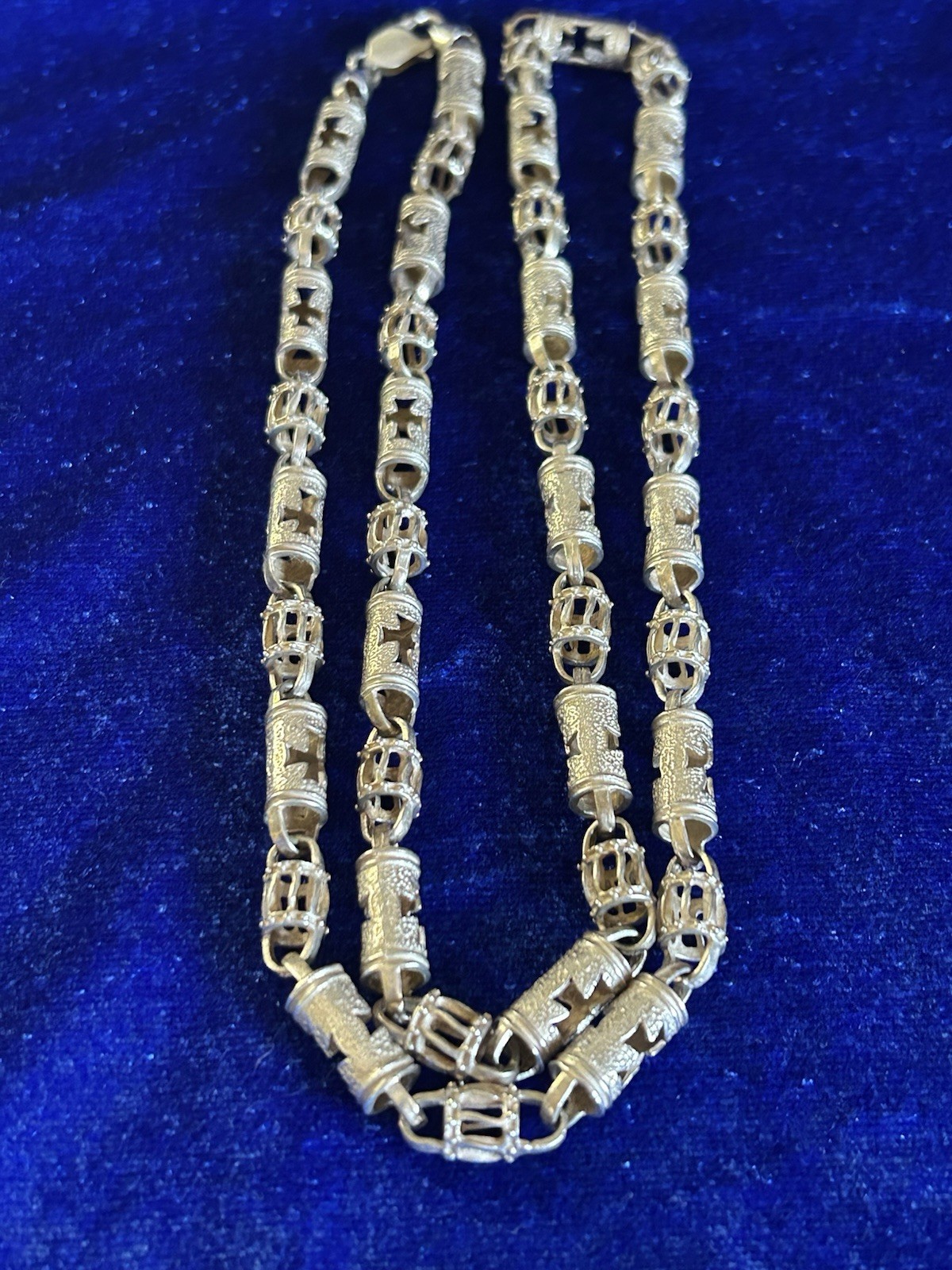 Vintage Sterling Roman Cross Shield &Columns Barrel Bead Handmade Necklace Nice!