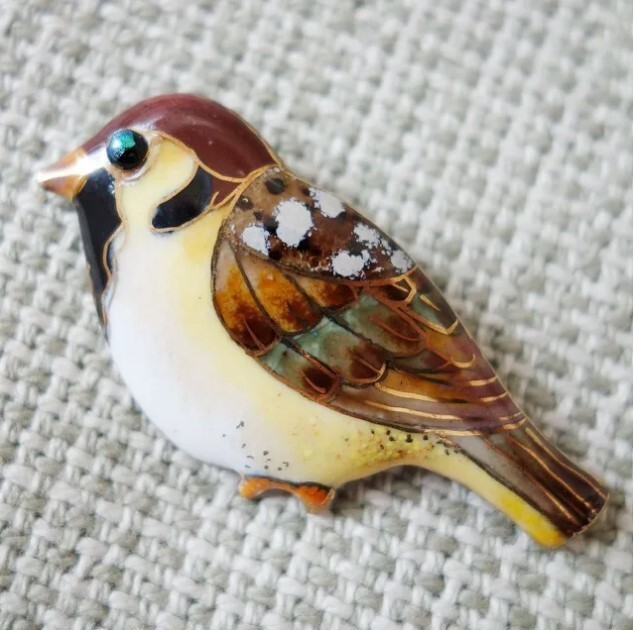 Sparrow – Japanese cloisonné enamel Mini Brooch Made-to-order NEW