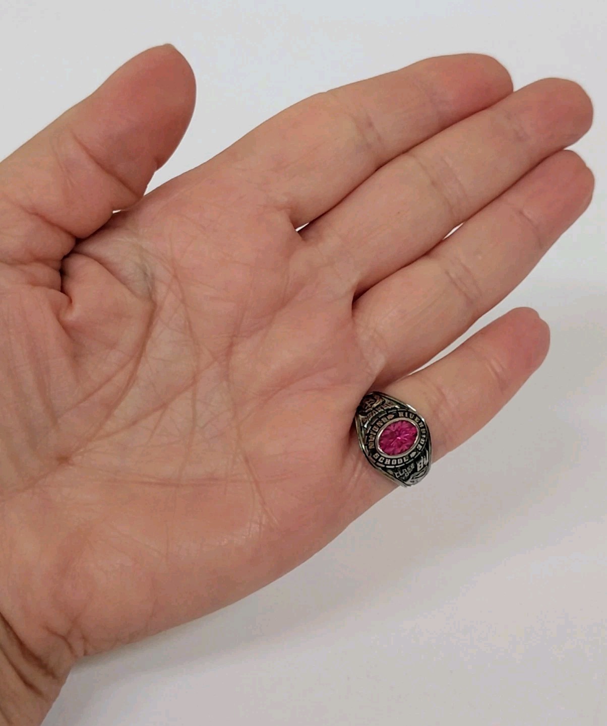 Vintage 1984 Jostens Braves Ladies Class Ring Pink Simulated Ruby White Metal 6