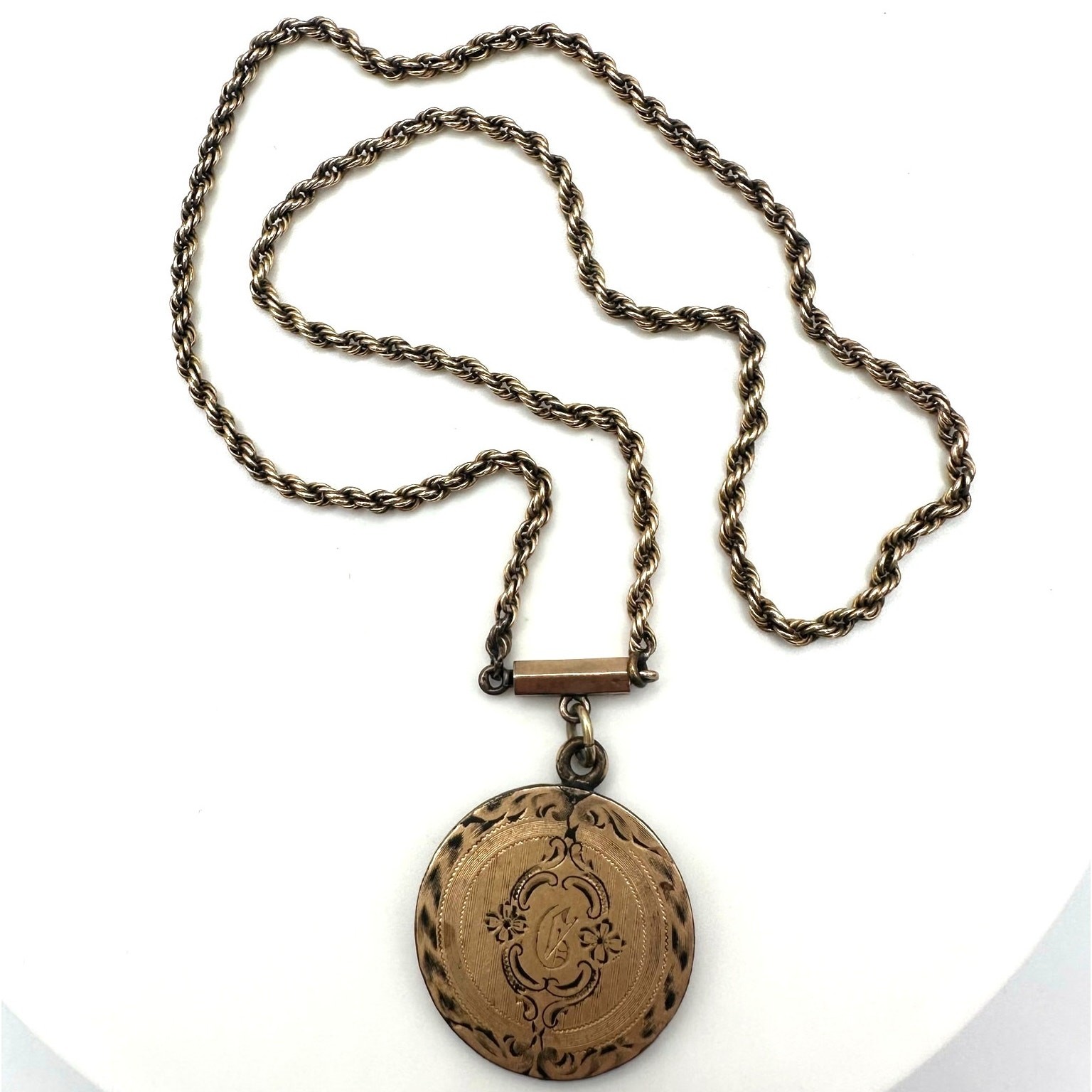 Antique Victorian gold filled twisted rope chain etched disc pendant necklace
