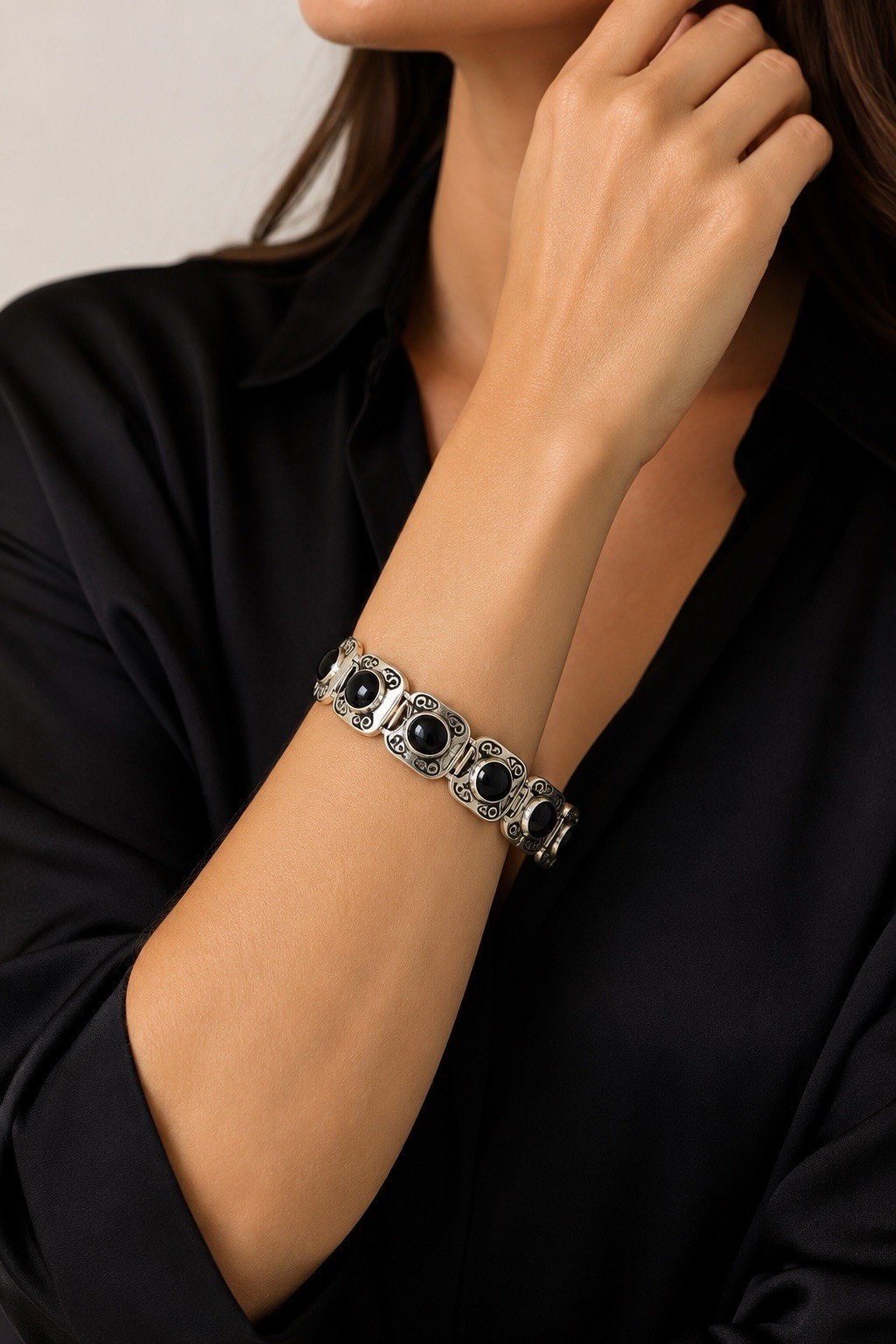 Vintage Taxco Mexico Sterling Silver Black Onyx Panel Bracelet
