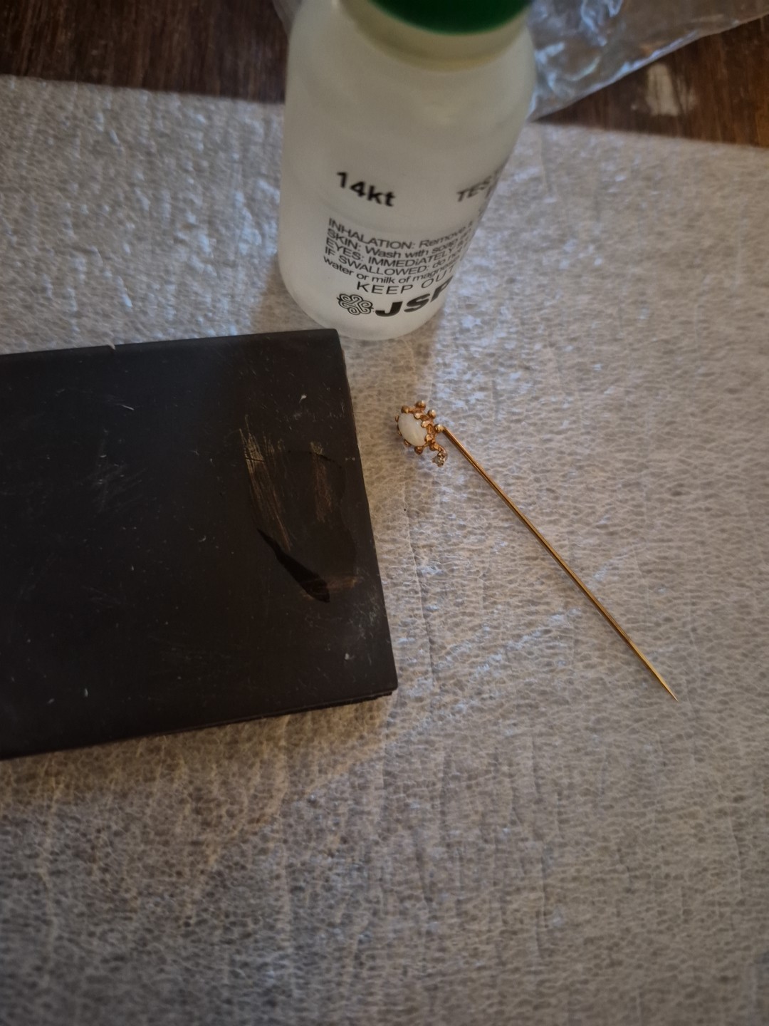 Vintage Opal-?Stick Pin 14K Yellow Gold