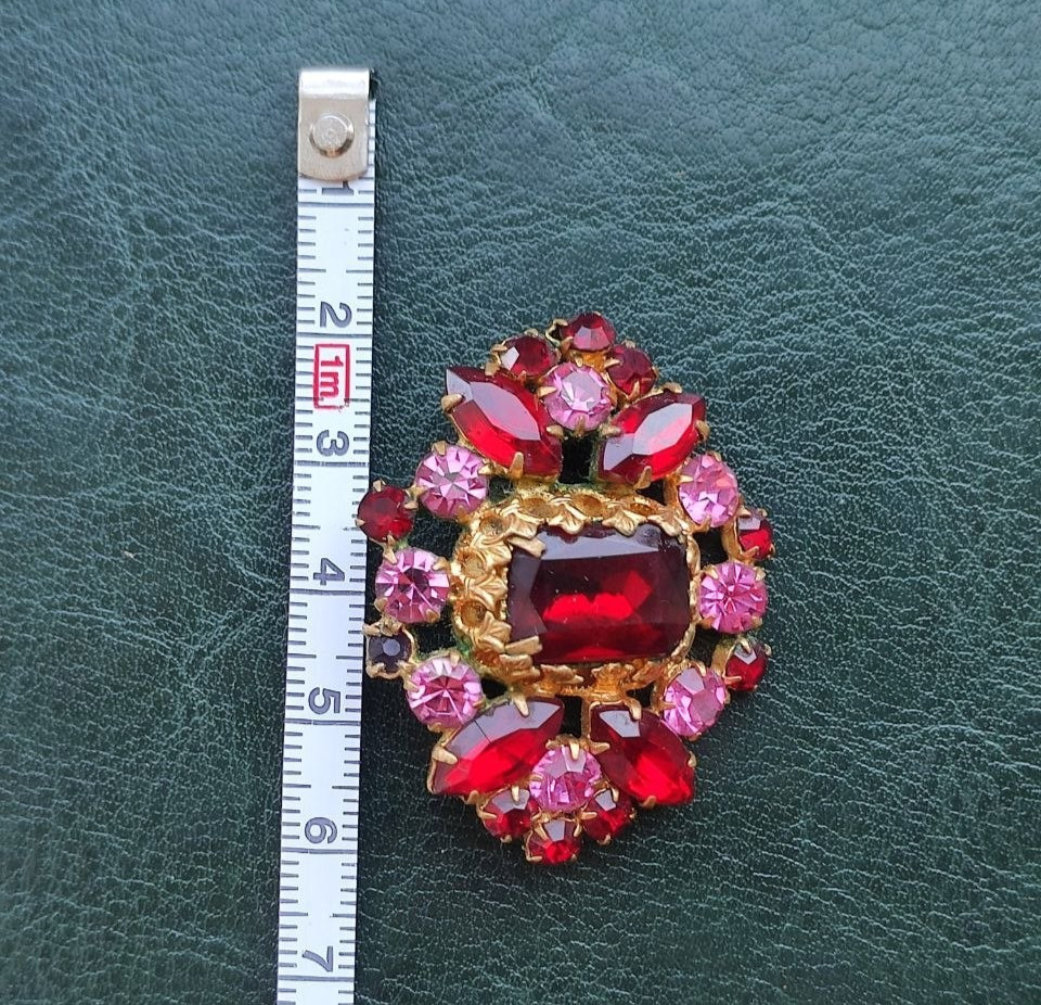 Vintage Czech Glass Brooch Red Pink Rhinestone Gold Tone Czechoslovakia Jewelry