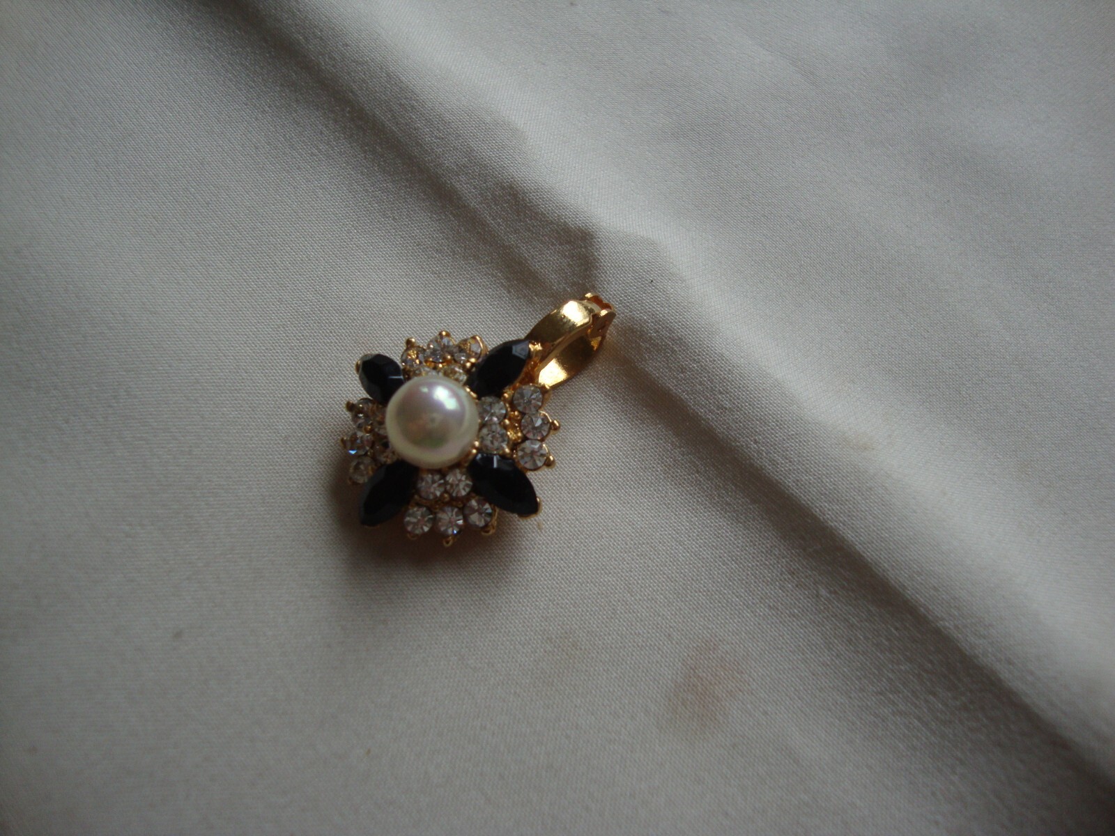 Vintage Fashion Jewelry Faux Pearl Black Marquise & Clear Rhinestone Pendant