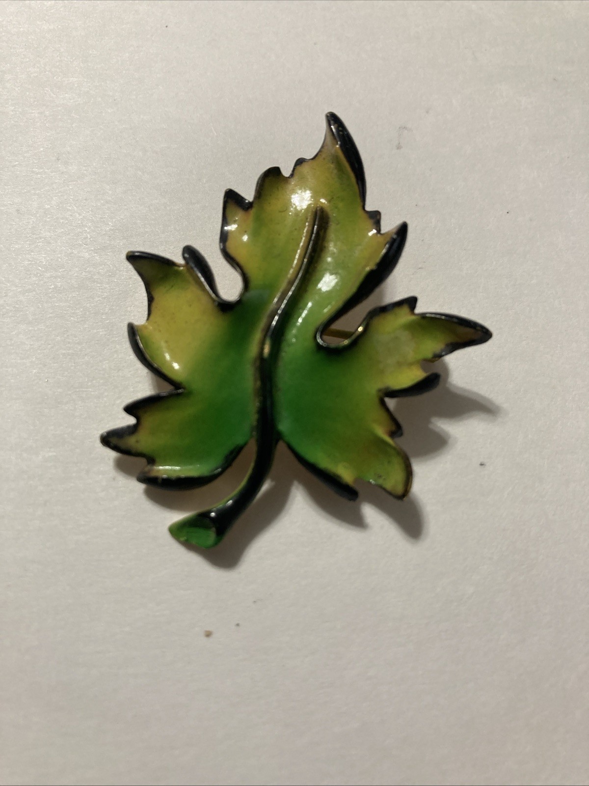 Vintage Green & Gold-Toned Enamel Leaf Brooch Pin jewelry 2”