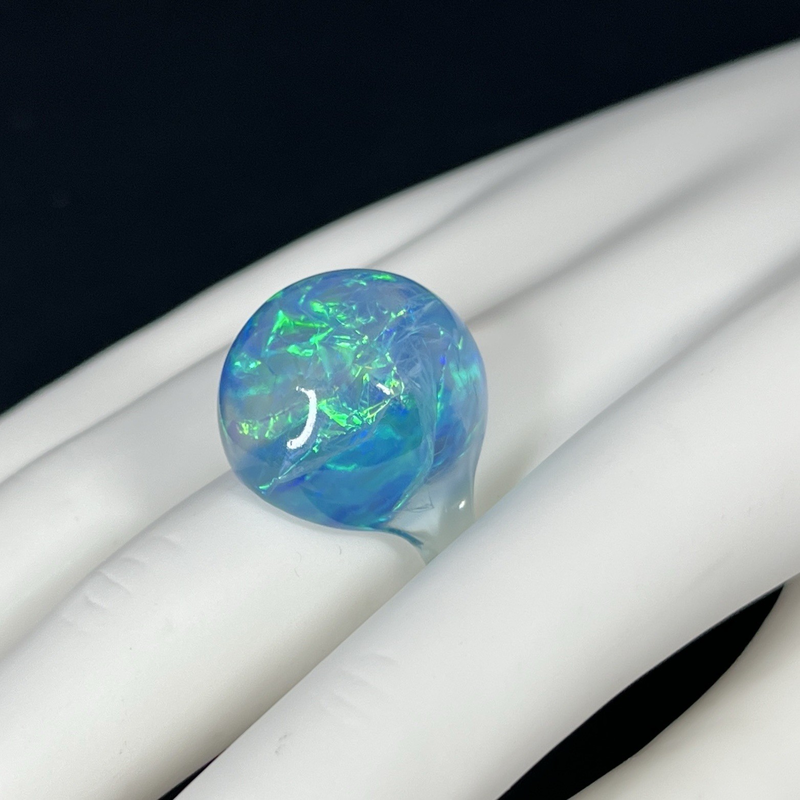 Blue Clear Lucite Dome Ring Size 7.5 Iridescent Opalescent Retro Moon Ring
