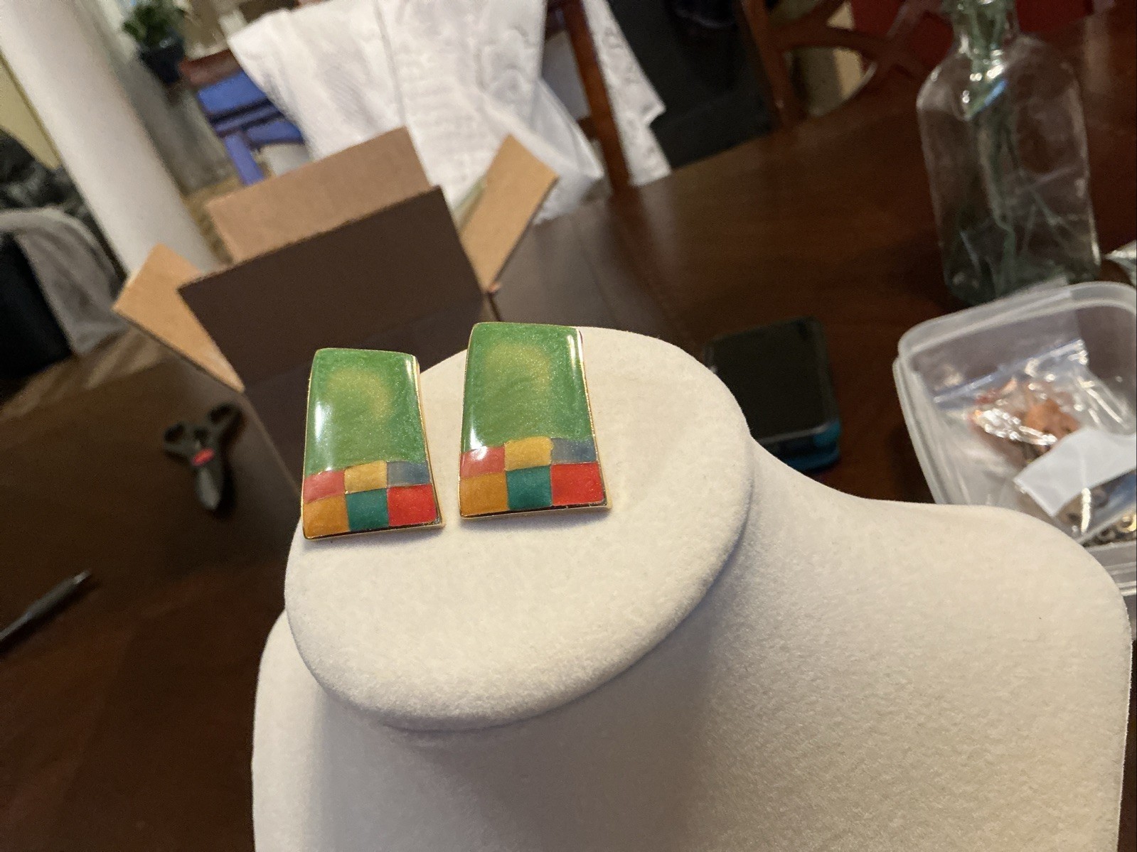 VTG Edgar Berebi Earrings Abstract Geometric Cloisonné Enamel Lime Green KB46