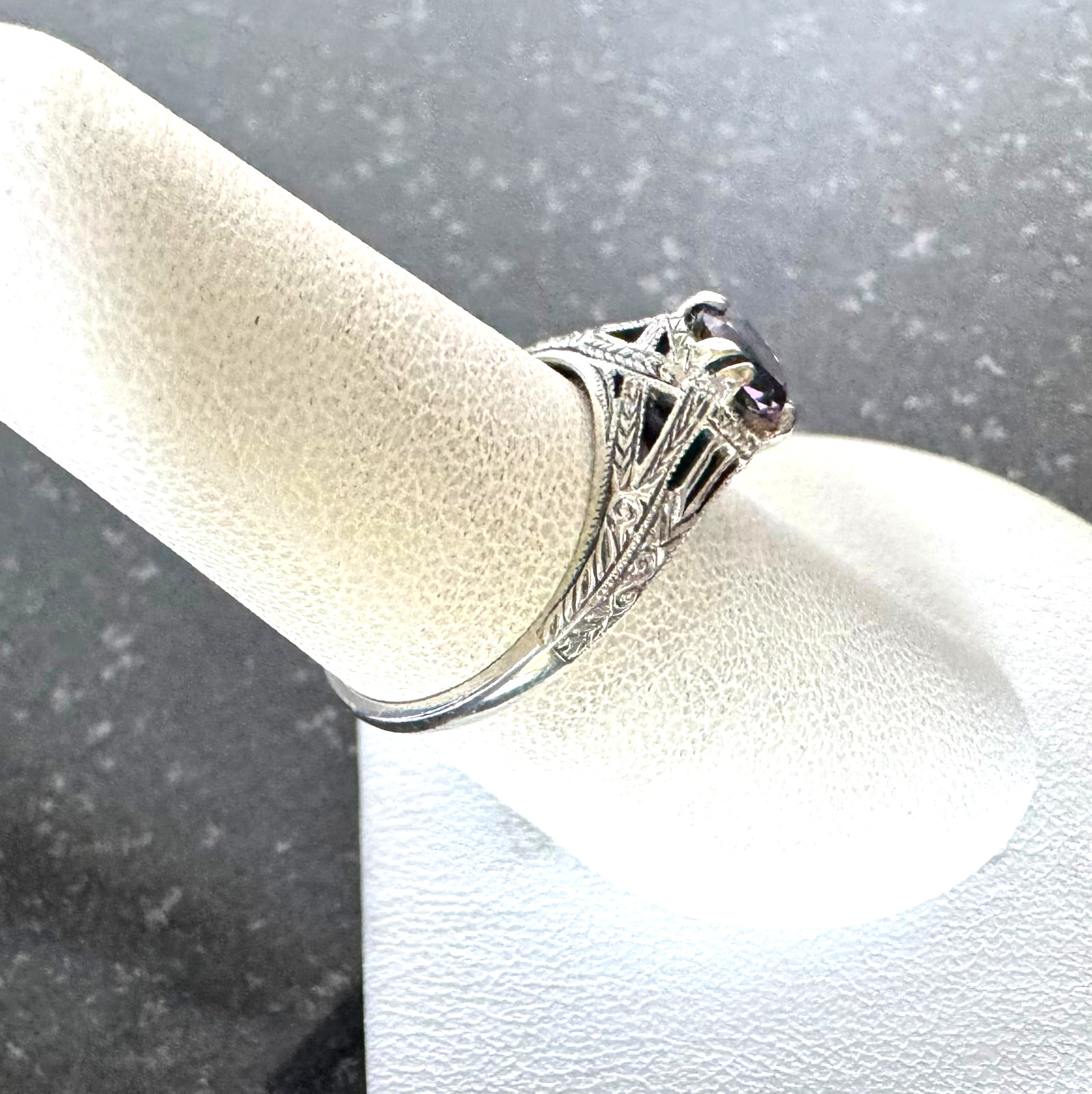 Vintage Sterling Silver 925 Ring Lavender Stone Size 6.75