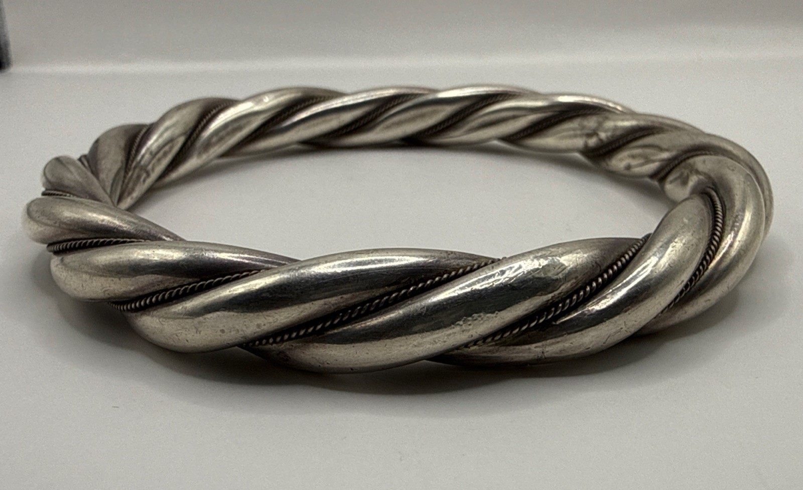 900 Silver Chucky Heavy Twisted Mexico Taxco Bracelet Bangle (63.7gr)