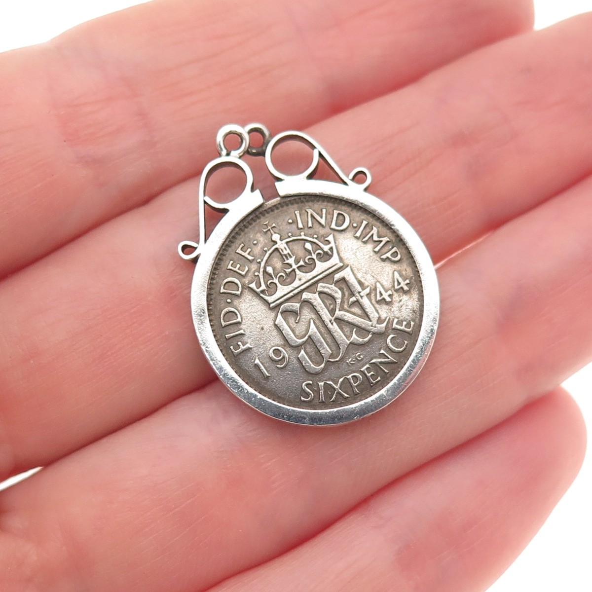 500 Silver Antique 1944 United Kingdom 6 Pence – George VI Coin Charm Pendant