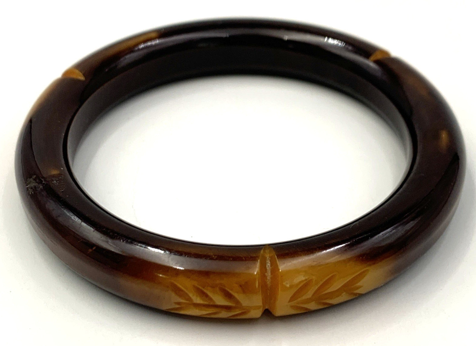Carved BAKELITE Bangle Bracelet Vintage Brown Mottled Golden-Brown 32.2g