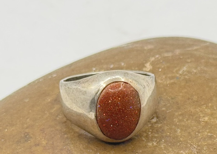 VINTAGE GOLDSTONE Sterling Silver 925 Band RING Sz 6.75