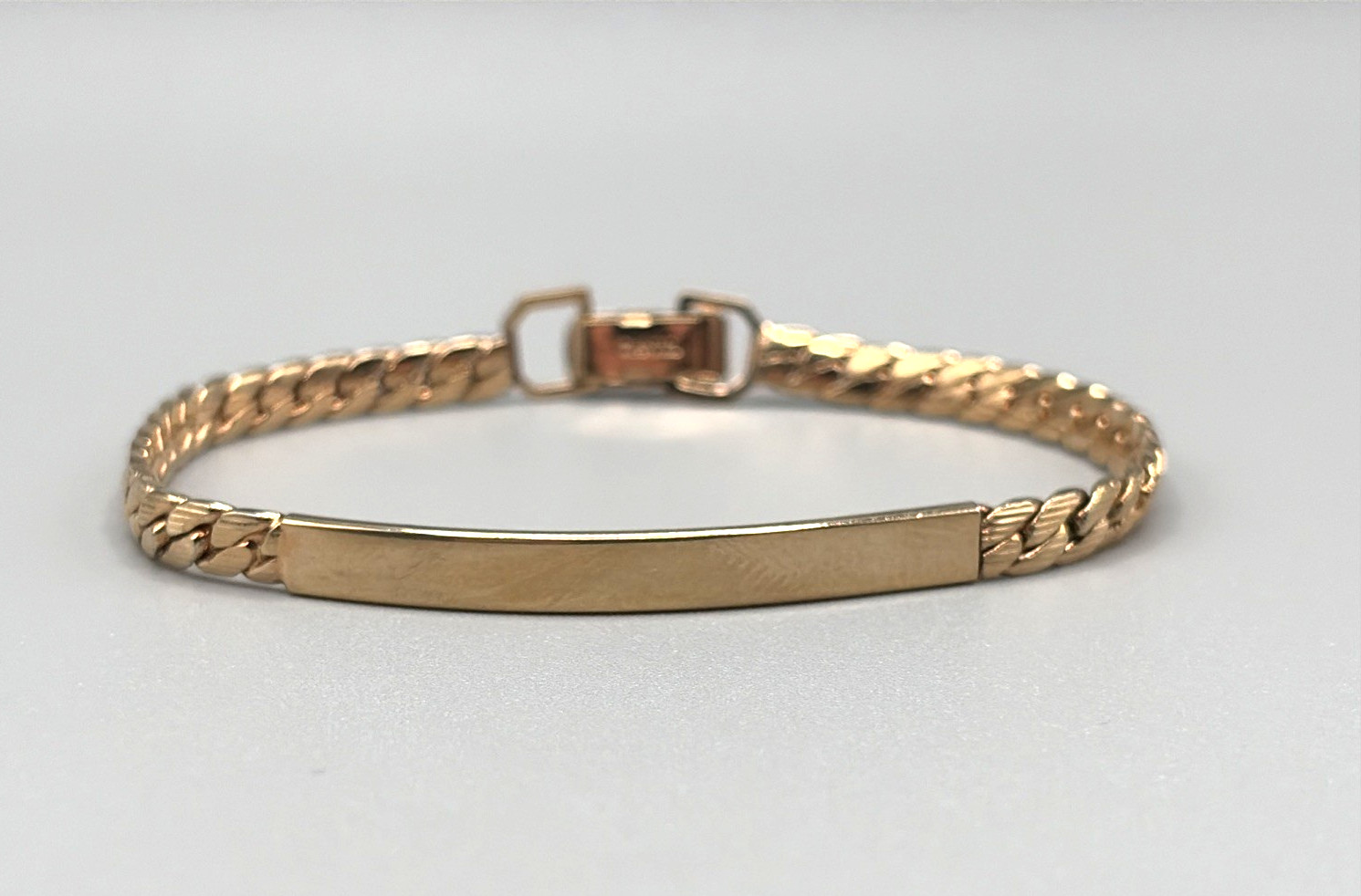 Vintage Avon Gold Tone ID Bracelet 7” Blank Engravable Bar Curb Chain
