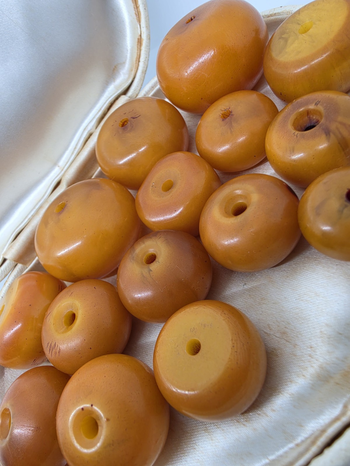 Rare Antique Large Butterscotch Bakelite Faturan Beads For Necklace