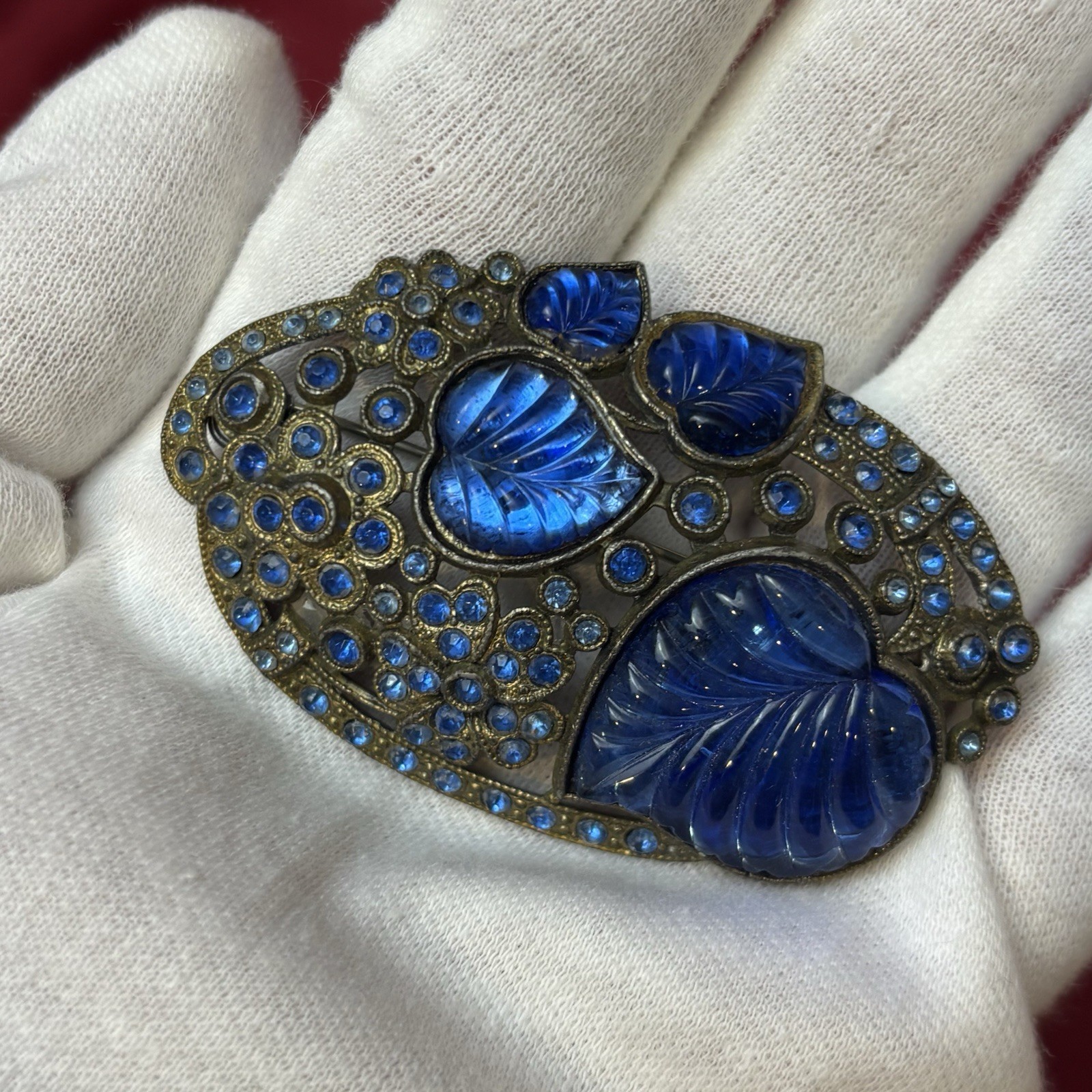 Rare Little Nemo Blue Carved Glass Leaf Fur Clip Brooch Duo *