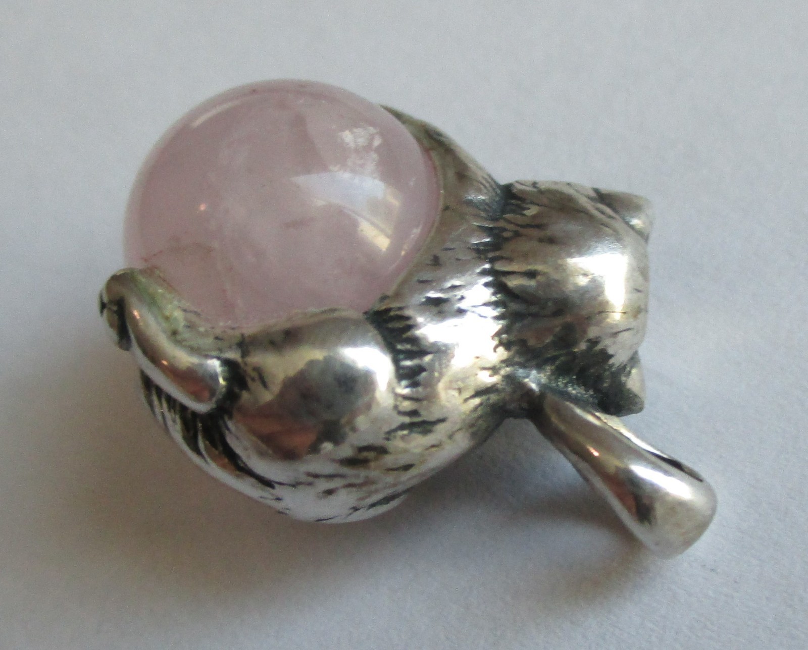1in VINTAGE STERLING SILVER ROSE QUARTZ ORB CAT PENDANT POOLS OF LIGHT STYLE