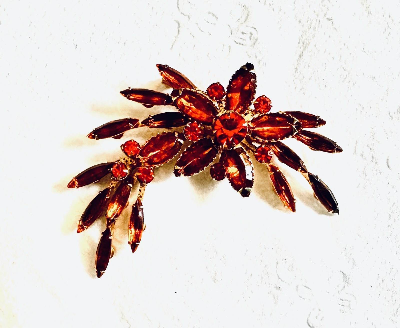 Judy Lee Vintage Orange Flower Burst Brooch Pin Rhinestone (none missing) Signed