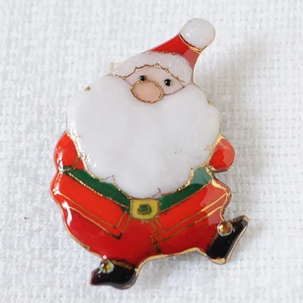Santa Claus Christmas – Japanese cloisonné enamel Mini Brooch Made-to-order NEW