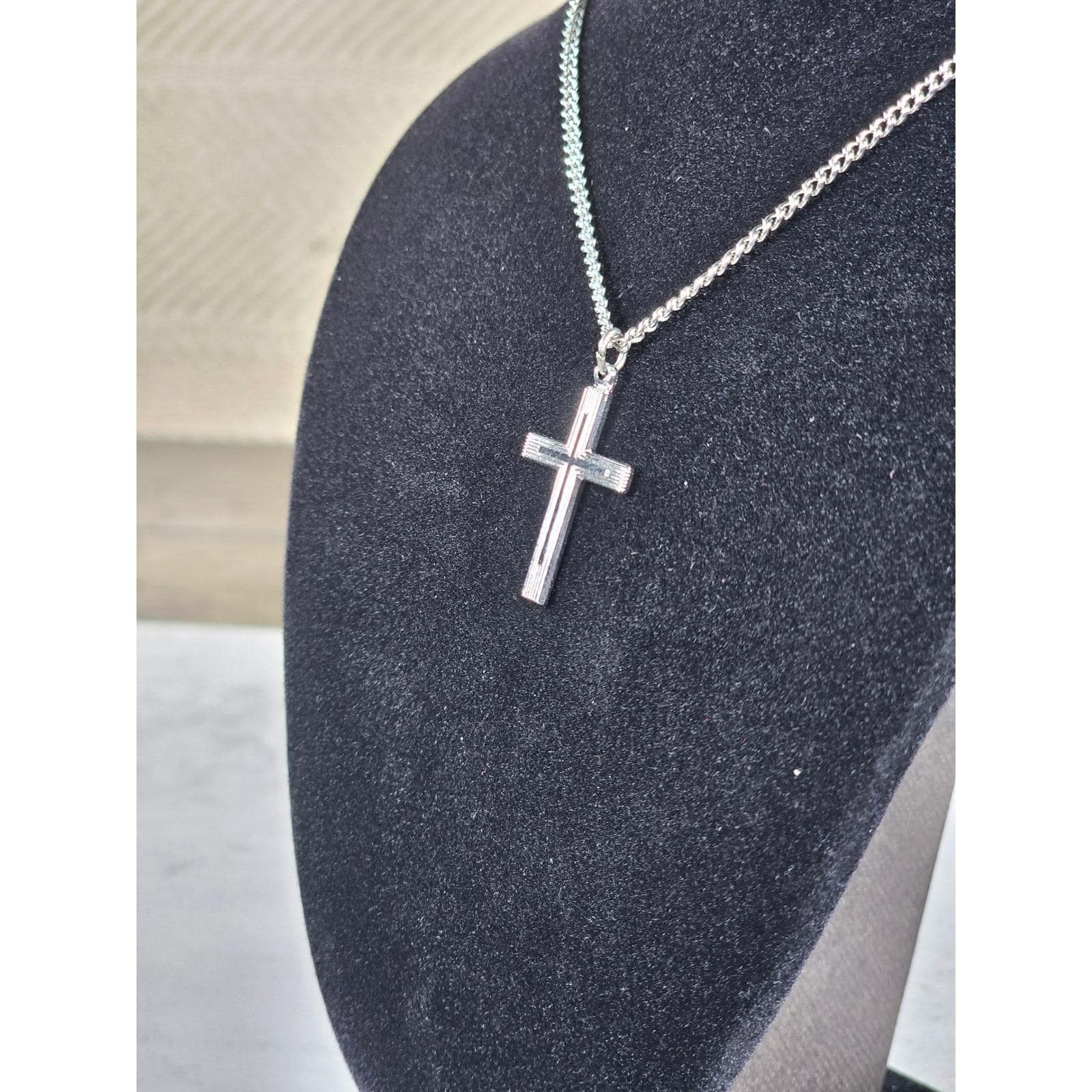 Vintage Silver Tone Cross Necklace with Chain Christian Jewelry