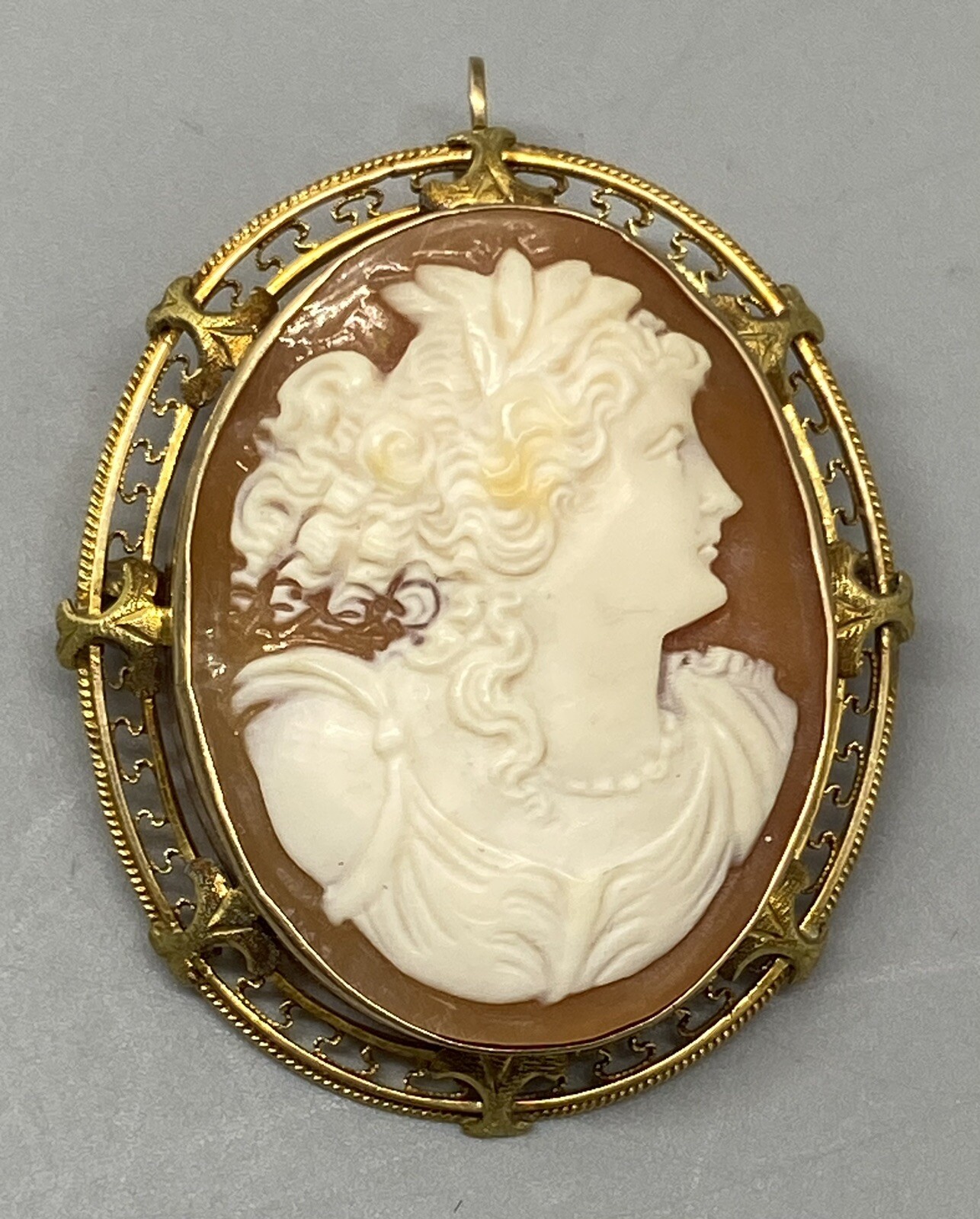 10k Yellow Gold Filigree Antique Fabulously Well Carved Cameo Pendant Pin 6.6g