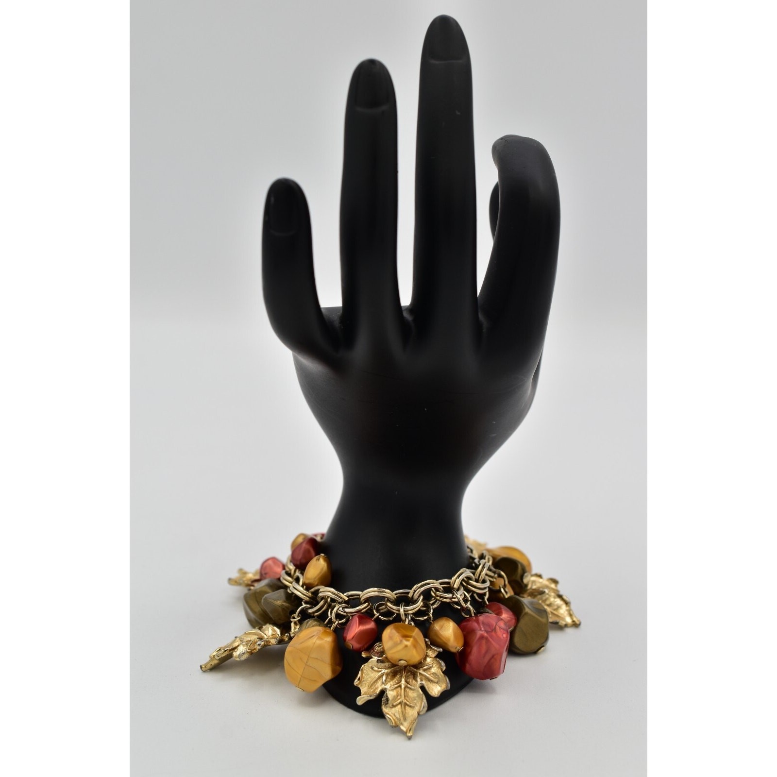 Vintage 7″ Charm Bracelet Leaf Lucite Brushed Gold Fall Autumn Chunky 1960s BinO