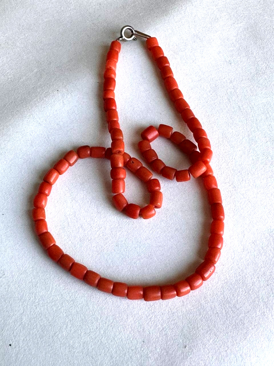 Vintage Natural Red Coral Beads – Triple Strand 11-12 g-188