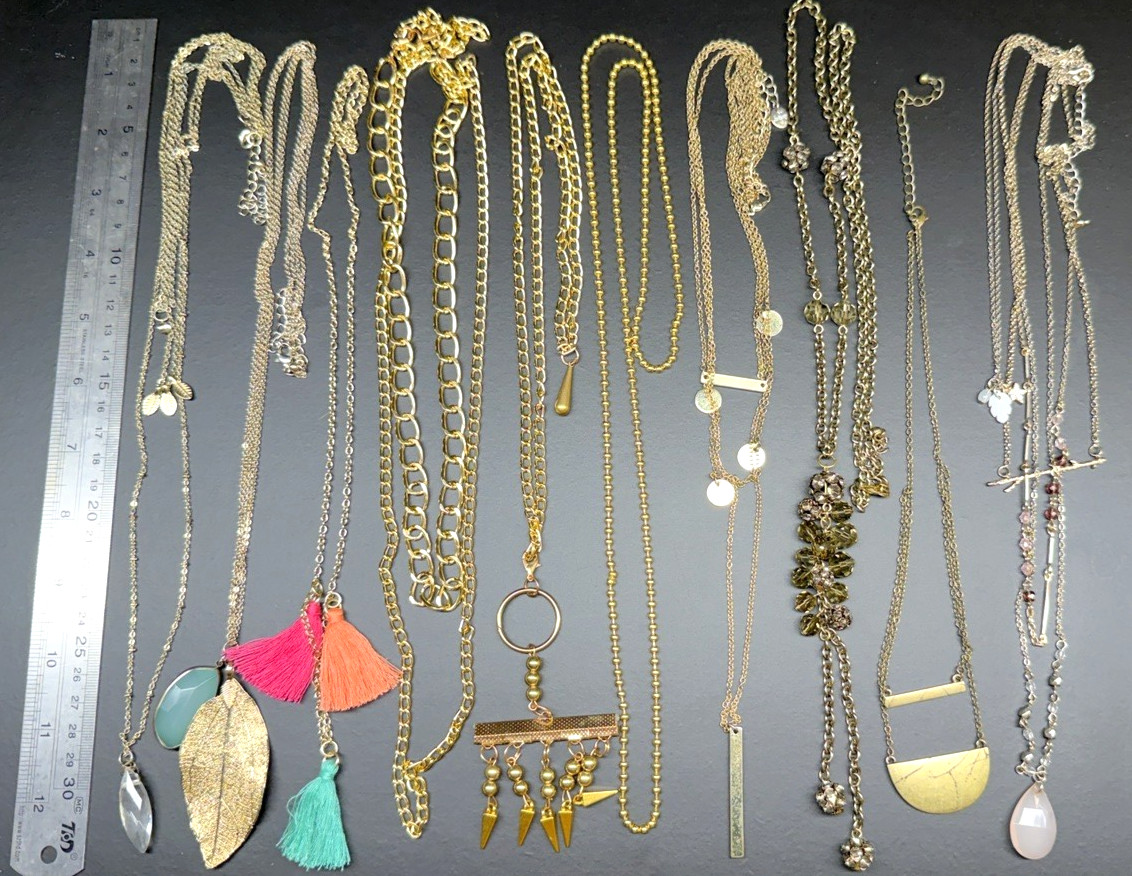 100 pcs Vintage Now Gold Tone Pendants Chains Necklaces Lot Signed & Unsigned