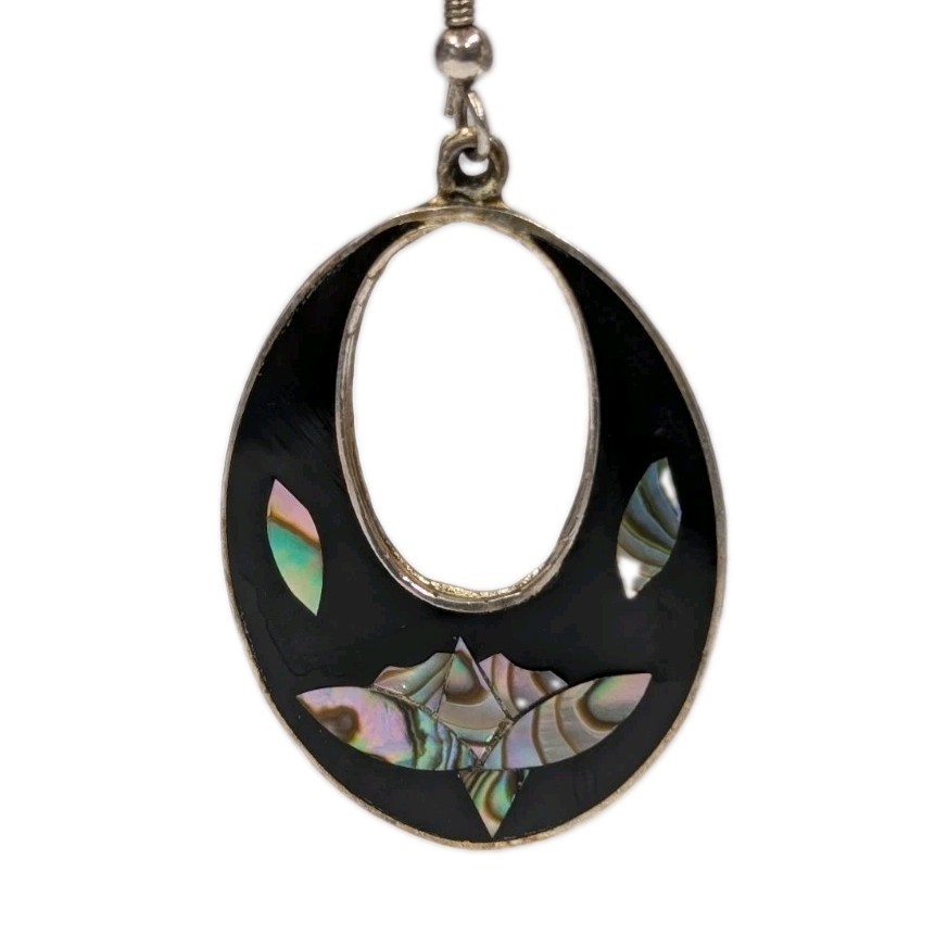 Vintage Alpaca Mexico black earrings with mother of pearl and abalone flowers