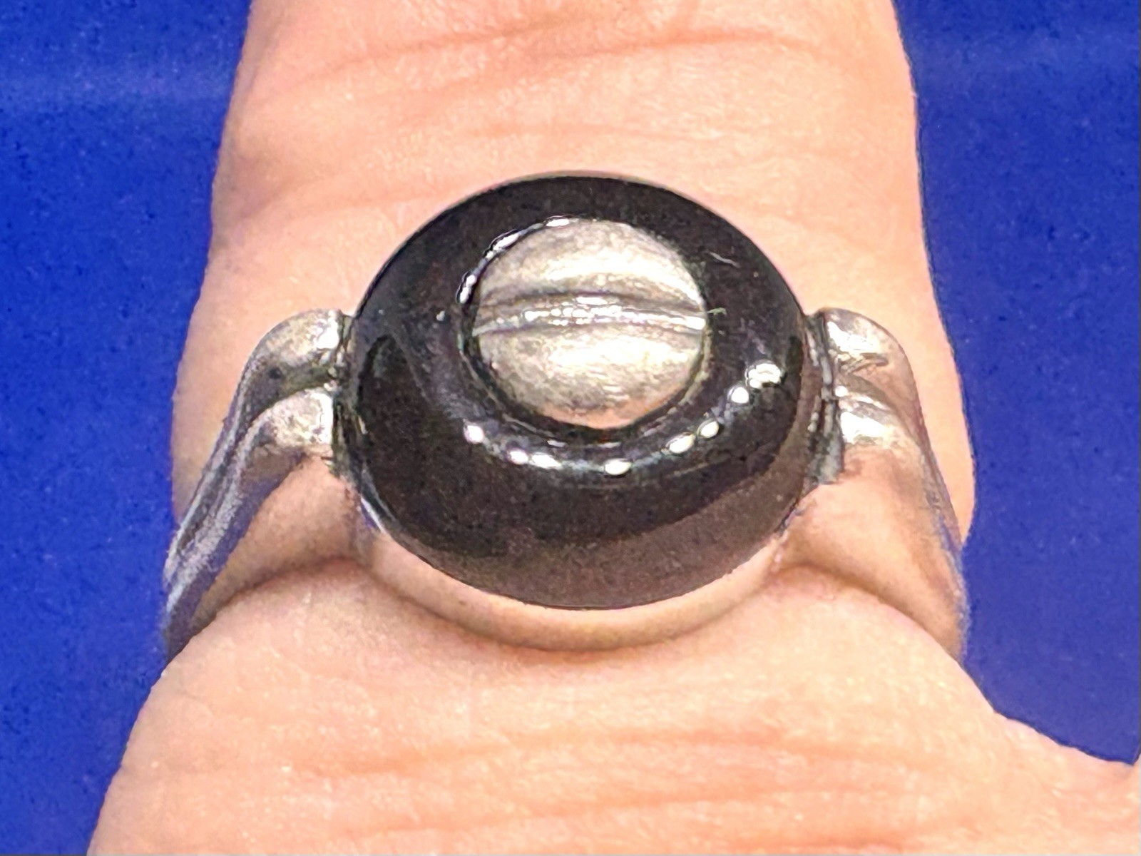 A18 Unique Adjustable 835 Silver Ring Size 7 est 1950s Black Onyx (925) Germany