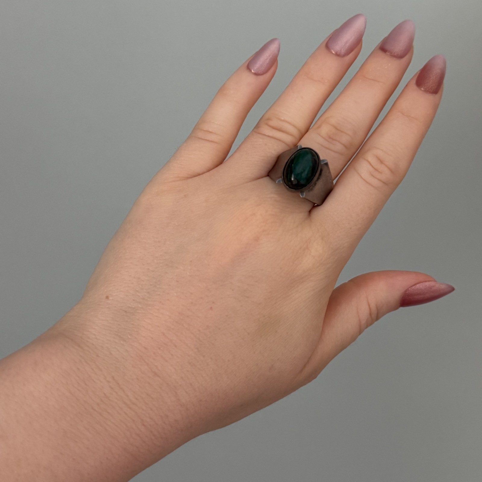Vintage Israel Modernist Designer 925 Sterling Silver Green Stone Ring Size 7.25