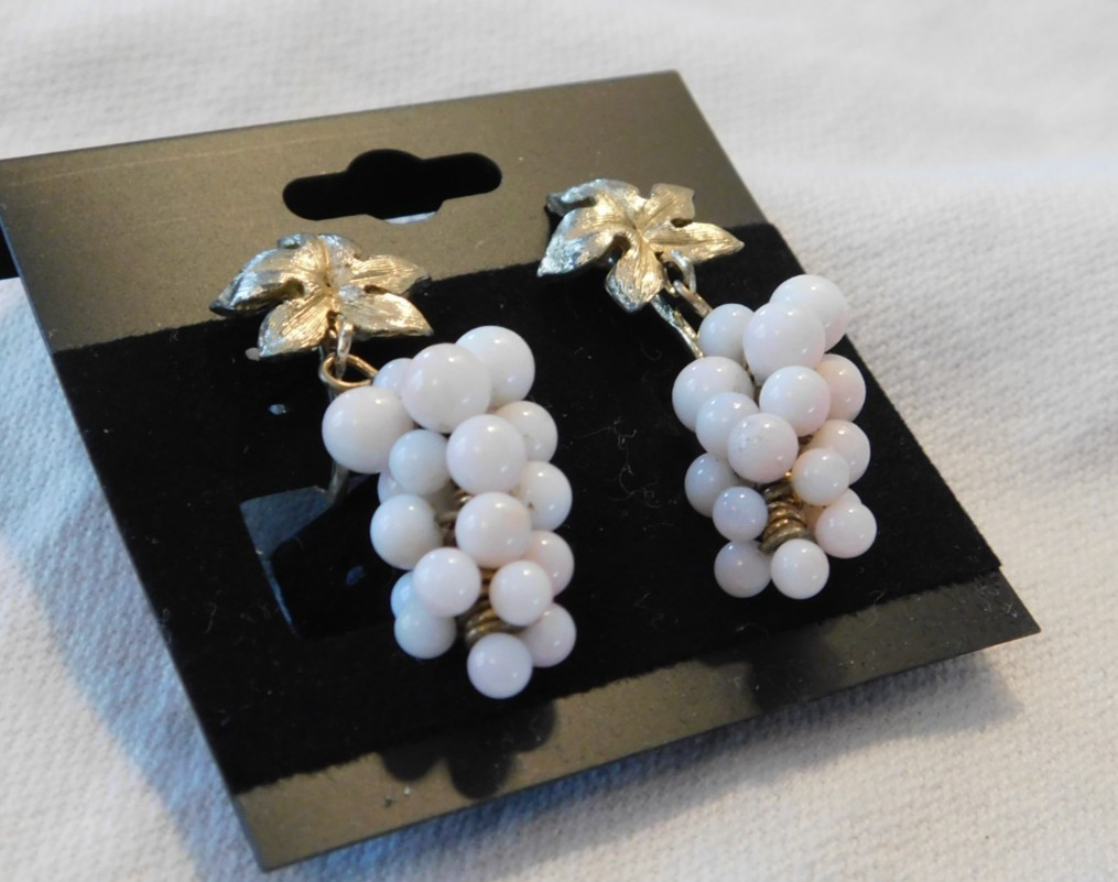 Angel Skin Coral Beaded Clip on Earrings Vintage Grape Clusters