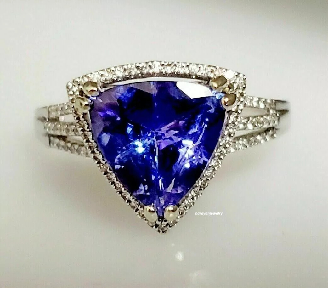 4.25 CT Trillion cut Tanzanite Halo Stunning Engagement Ring 925 Sterling Silver