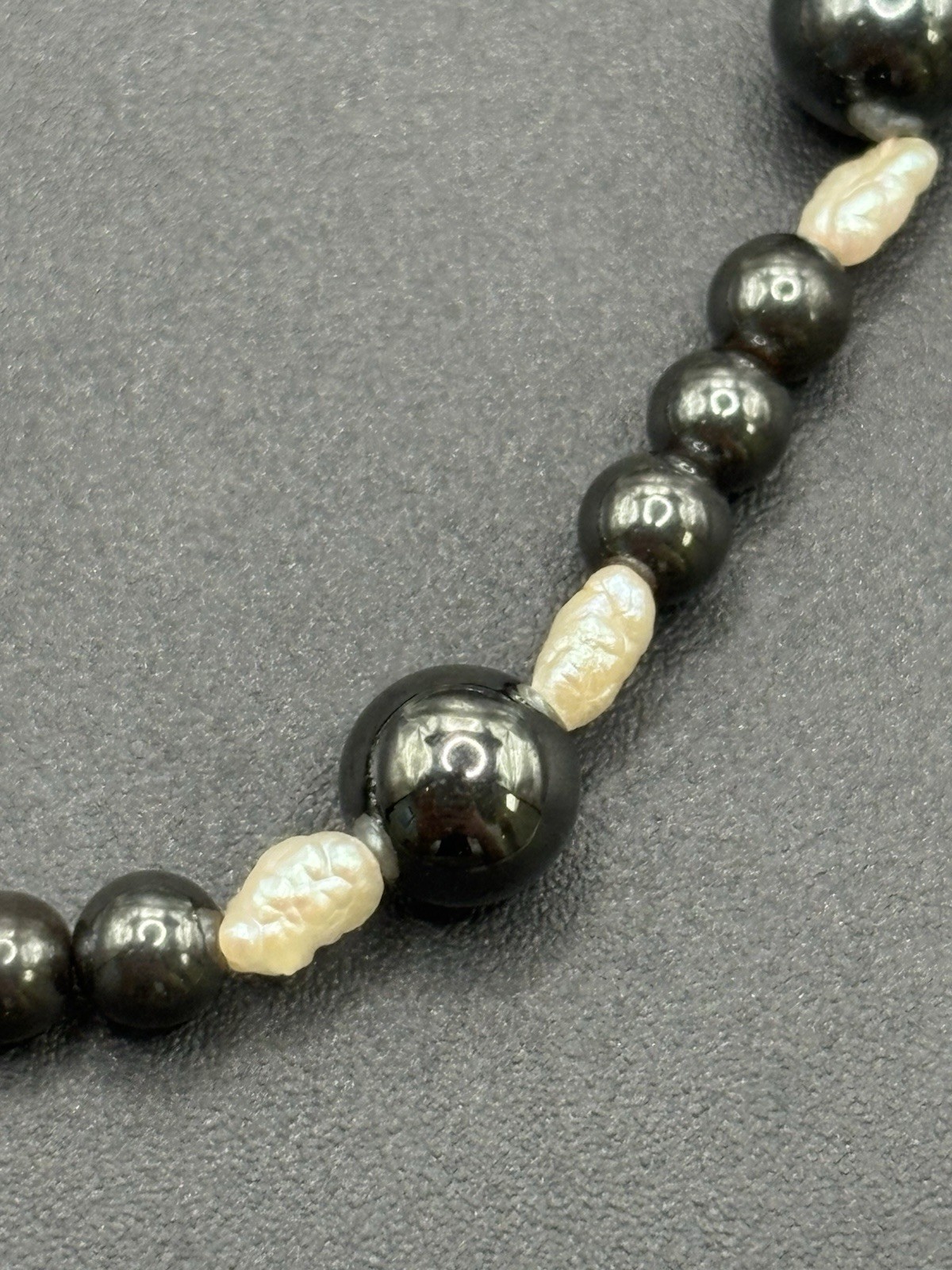 7.5″ Vintage Sterling Silver Hematite Pearl Bracelet 925 B5