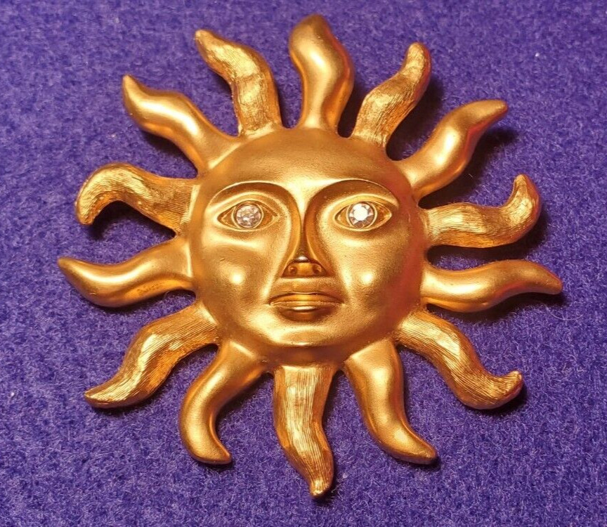 Yellow Gold & Crystal Rhinestone Aztec Sun God Brooch Avon Vintage 1974 Zodiac