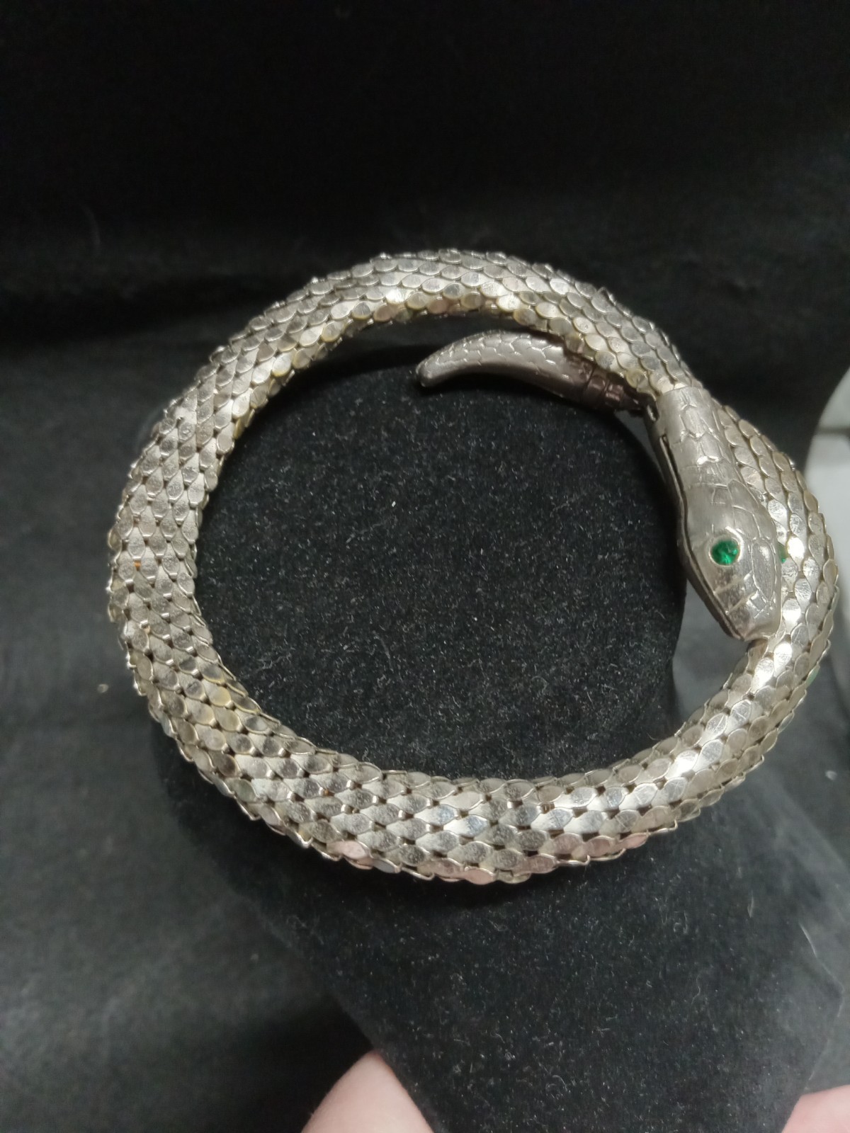 Vtg Silver Tone Snake Serpent Cobra Green Eyes 1 Coil Mesh Wrap Bangle Bracelet