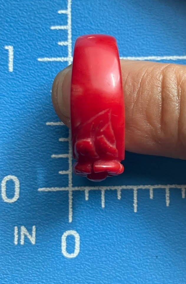Vintage Coral Ring Carved Red Flower Sz 7.5 READ